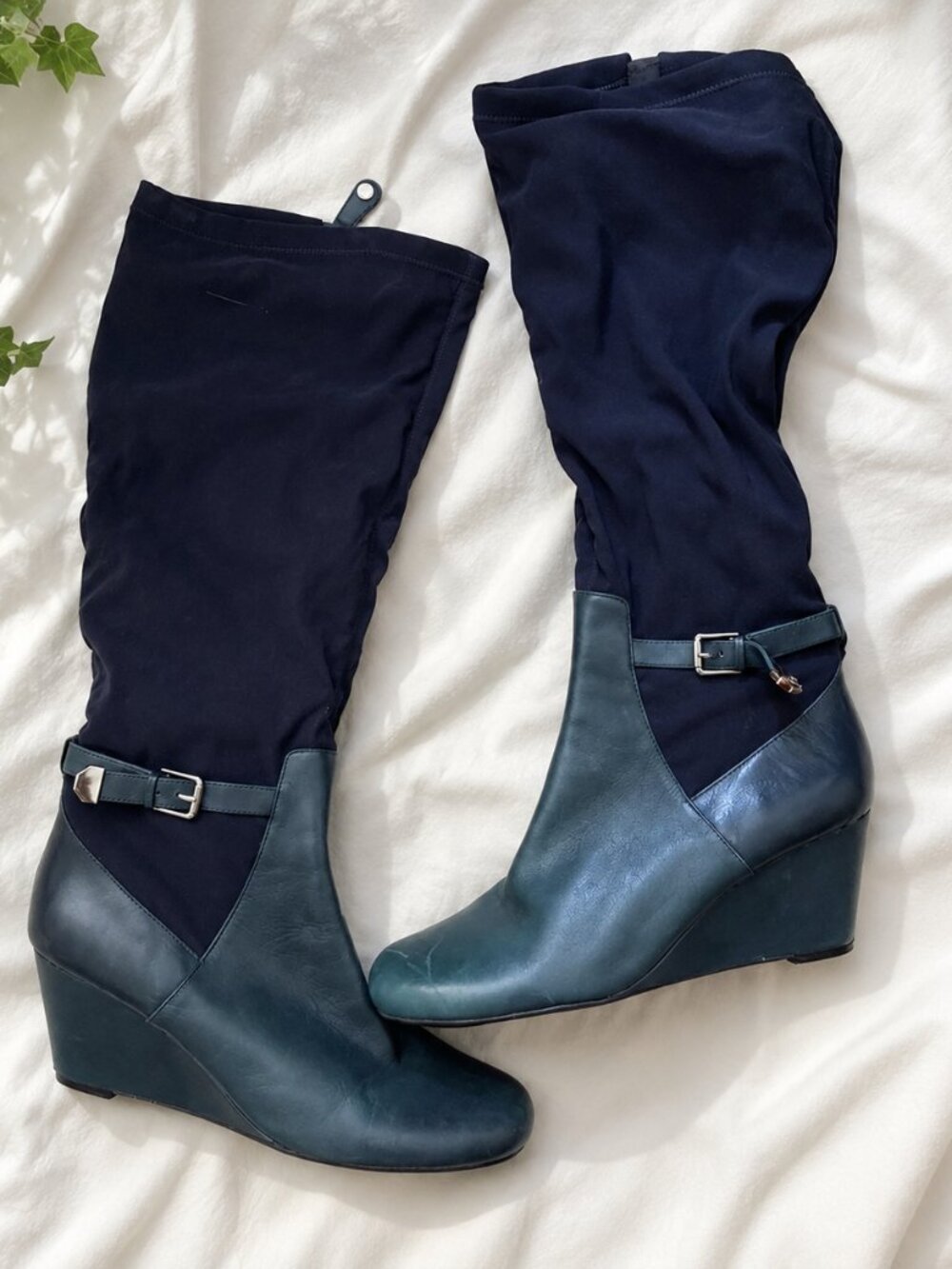 Isaac Mizrahi Women's Navy and Blue Boots